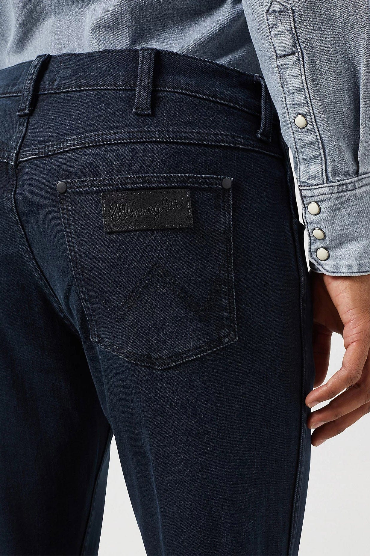 Wrangler Greensboro Stretch Straight Leg Jeans - Cloudy Skies