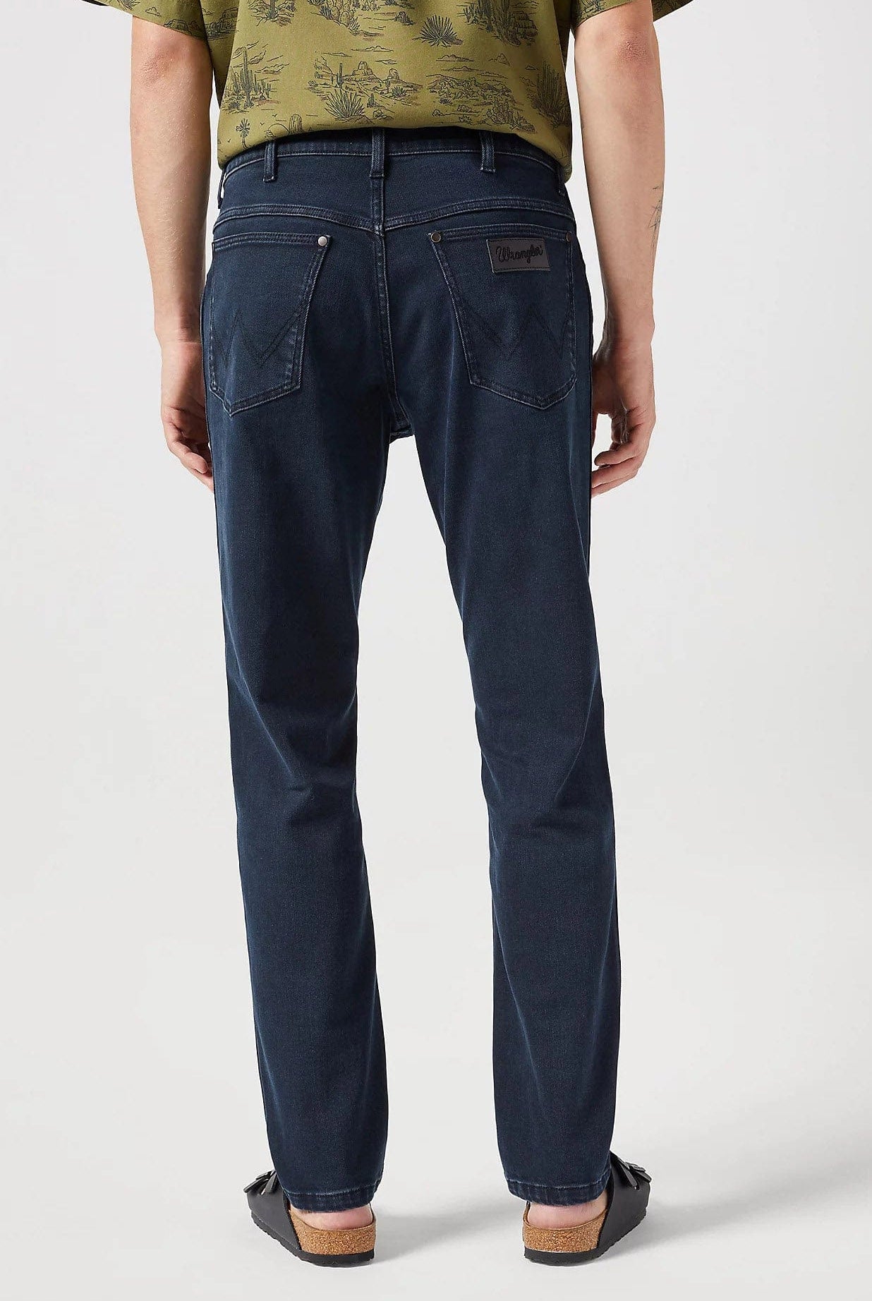 Wrangler River Cotton Stretch Regular Tapered Jeans - Cloudy Skies