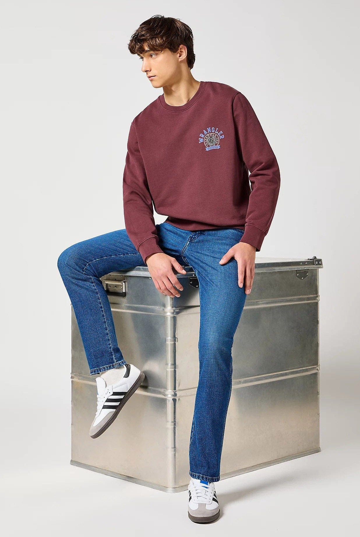 Wrangler River Cotton Stretch Regular Tapered Jeans - Sundown Blue