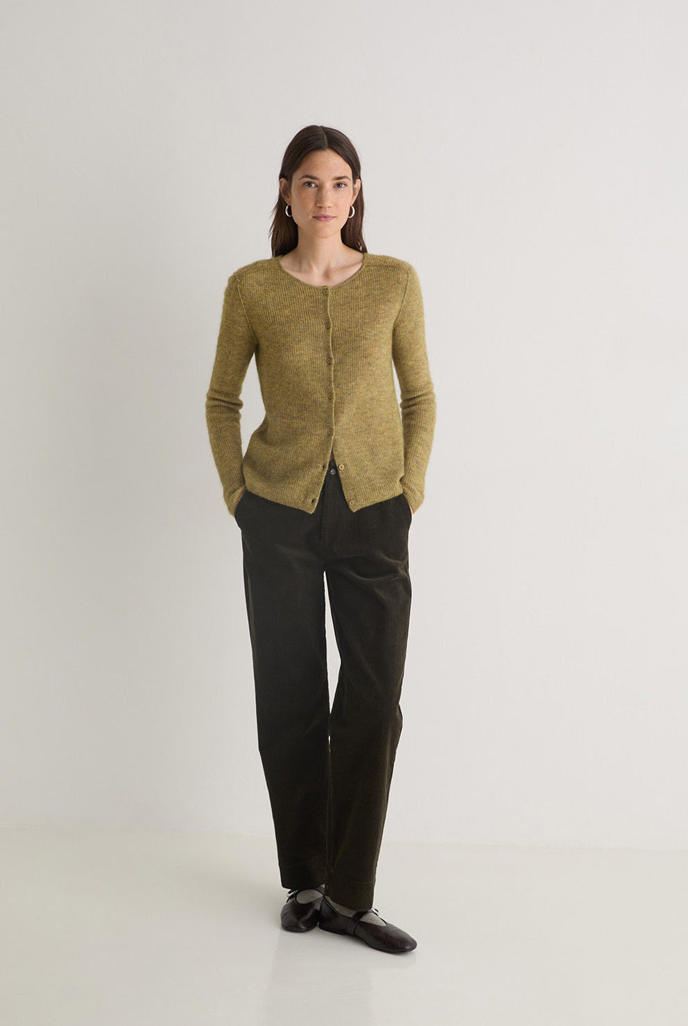 Yerse Cord Straight Trousers - Olive
