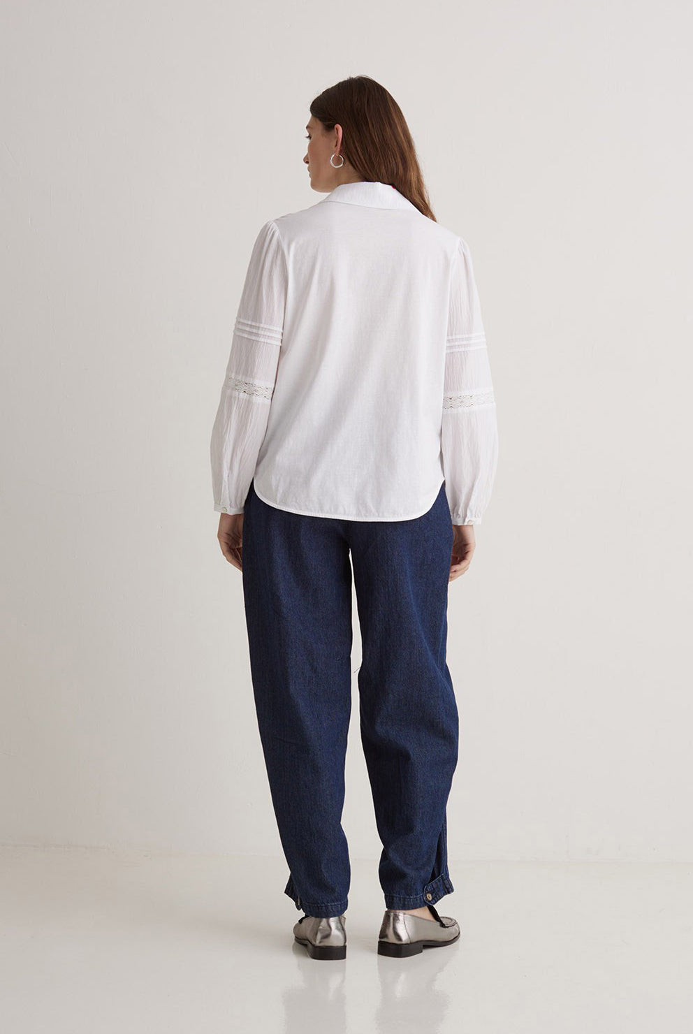 Yerse Cotton Shirt with Decorative Stitching - White