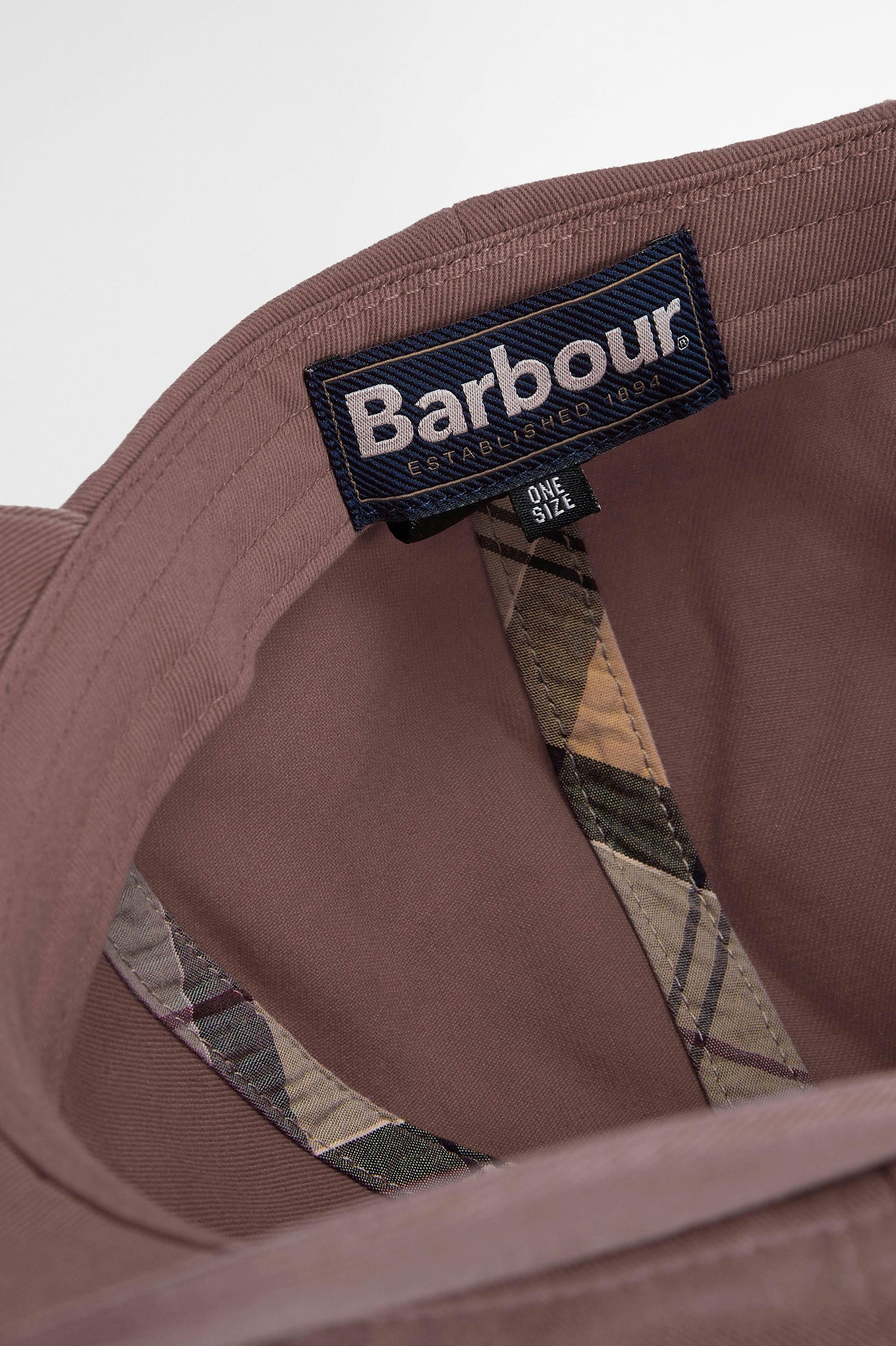 Barbour Cascade Cap - Peppercorn MHA0274_PU57_OS