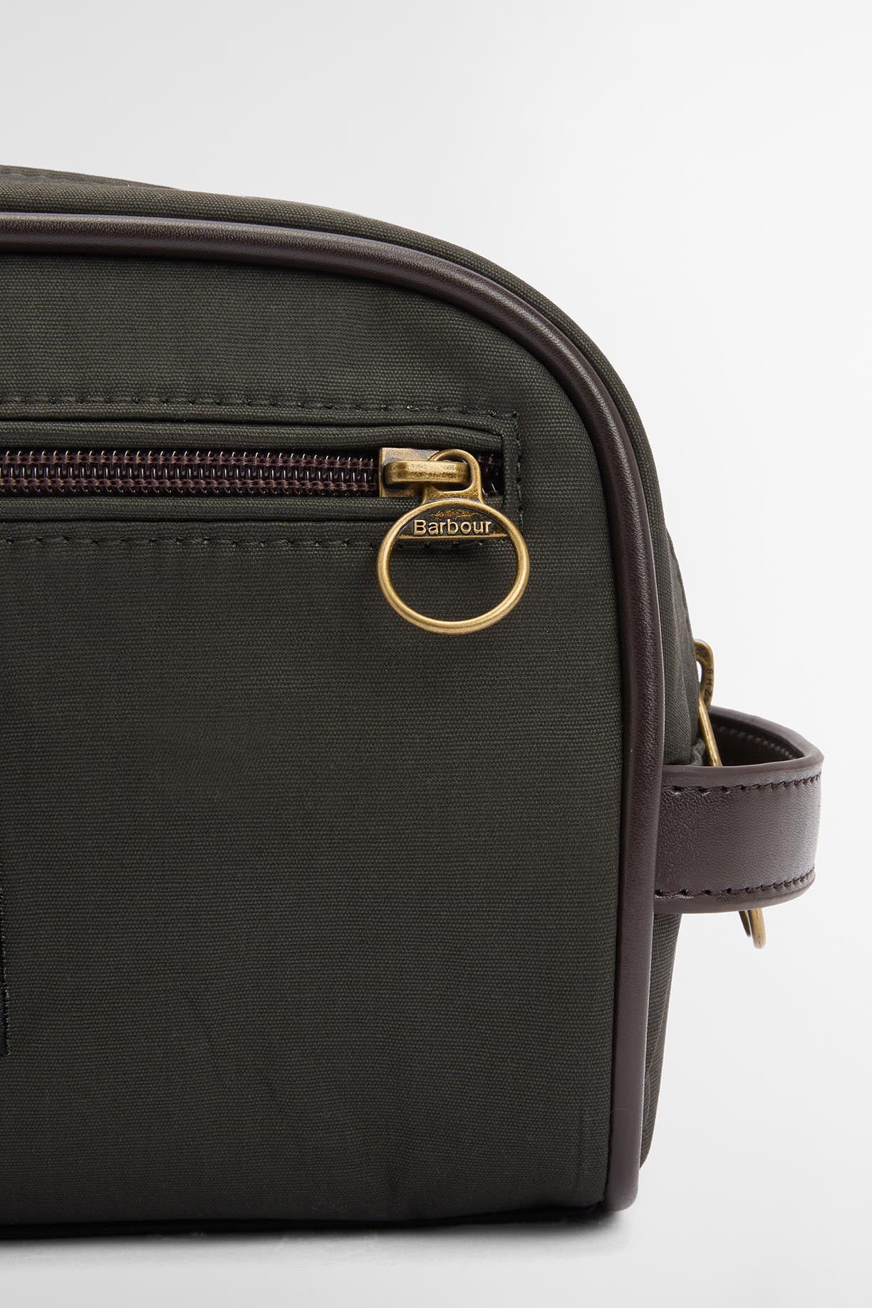 Barbour Wax Washbag - Olive/Beacon MAC0404_OL51_OS