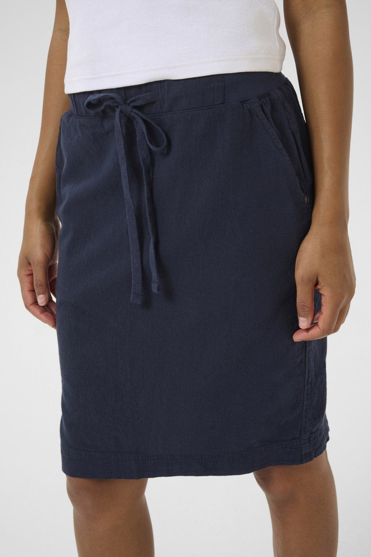 Kaffe Naya Cotton Elasticated Waist Skirt - Midnight Marine