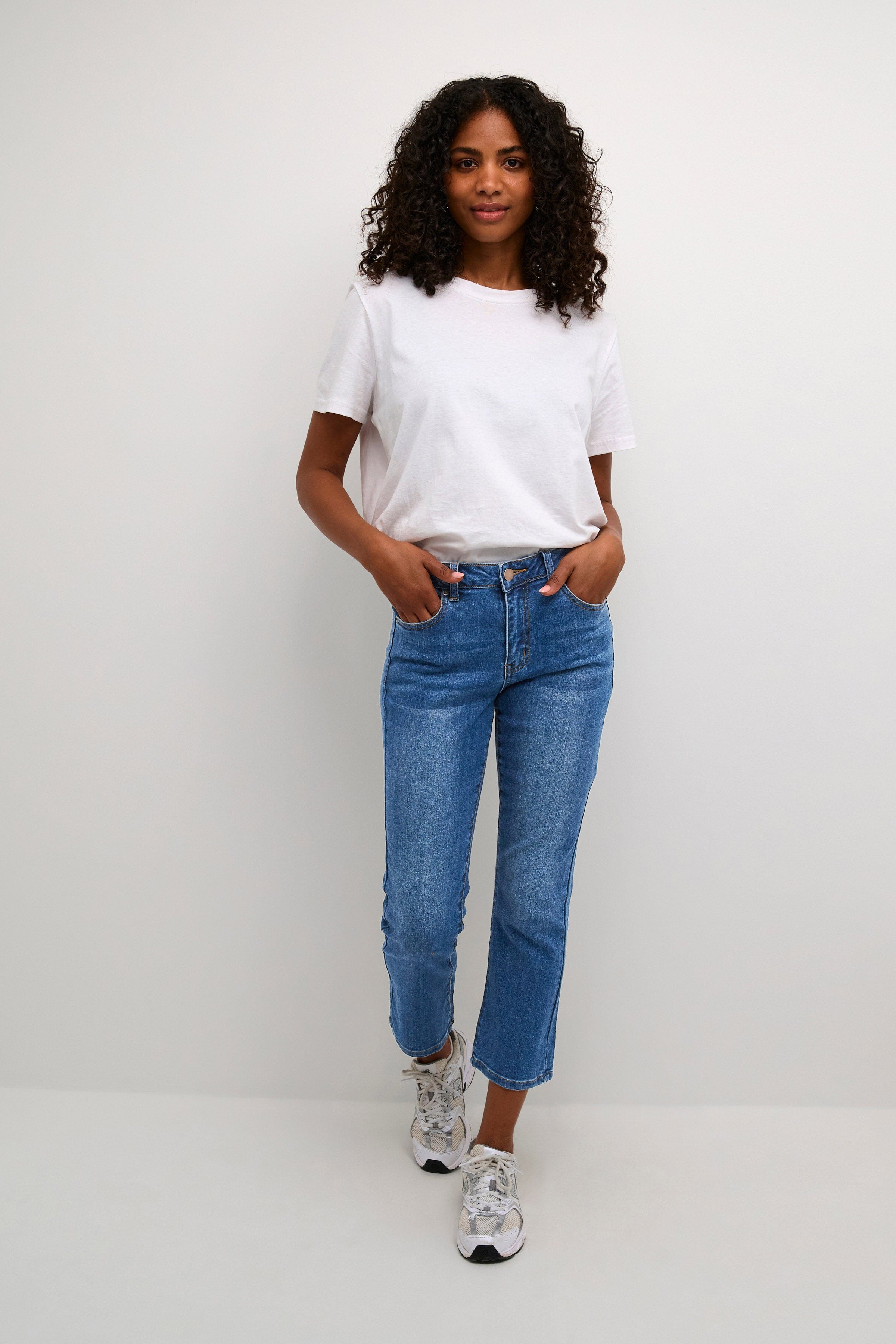 Kaffe Sinem Cropped Jeans - Medium Blue Denim