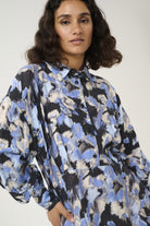 Kaffe Victoria Shirt Midi Dress - Black/Blue Graphic Strokes