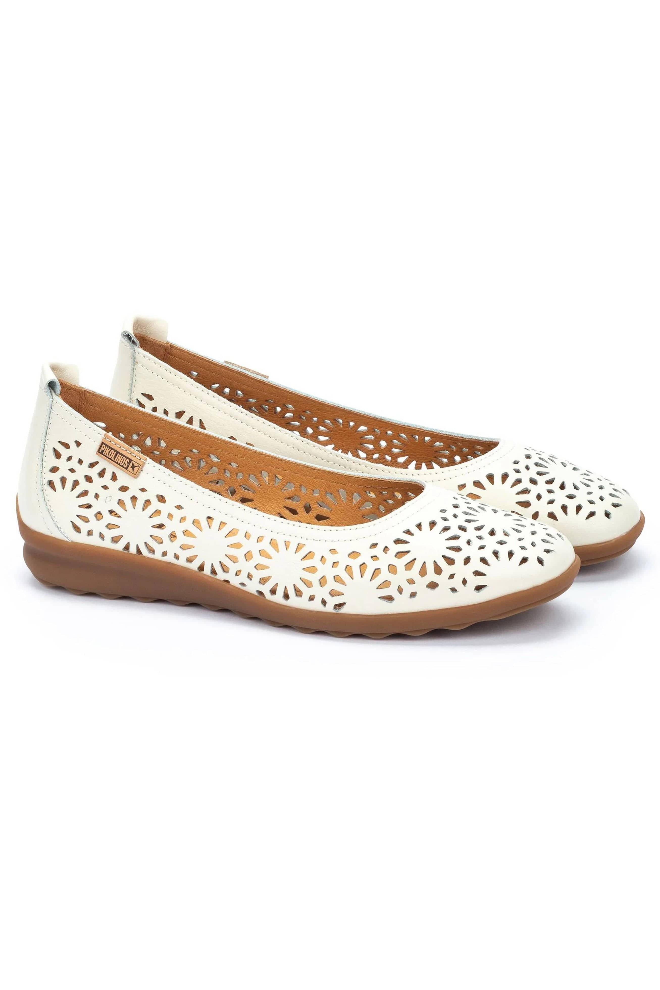 Pikolinos Alcoi Leather Ballet Pumps - Nata