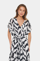 Saint Tropez Eya Tie Detail Midi Dress - Black Monochrome Strokes
