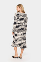 Saint Tropez Iselin Printed Dress - Black Wavy Flowers