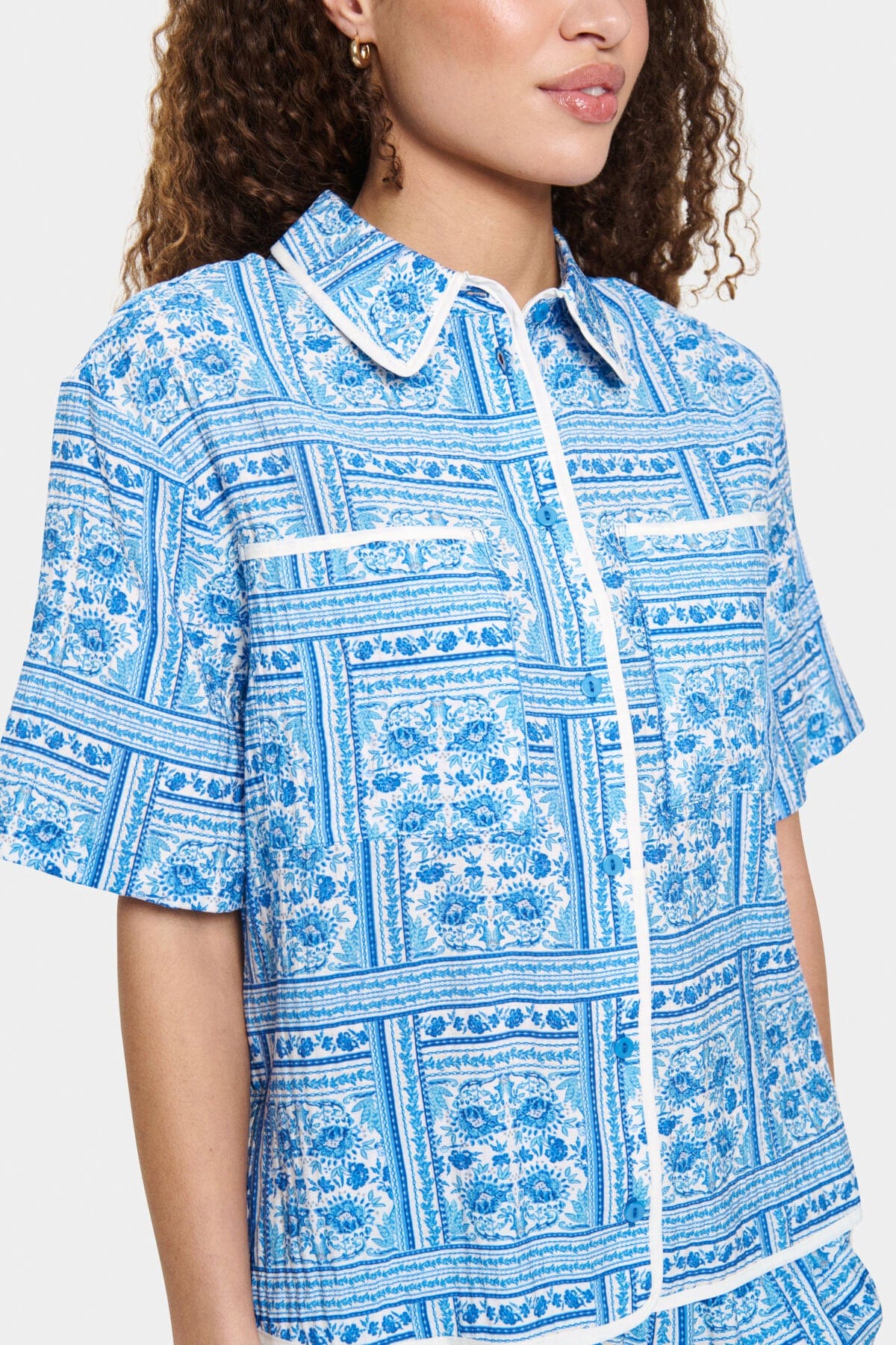 Saint Tropez Kaisa Printed Short Sleeve Shirt - Campanula Paisley Squares
