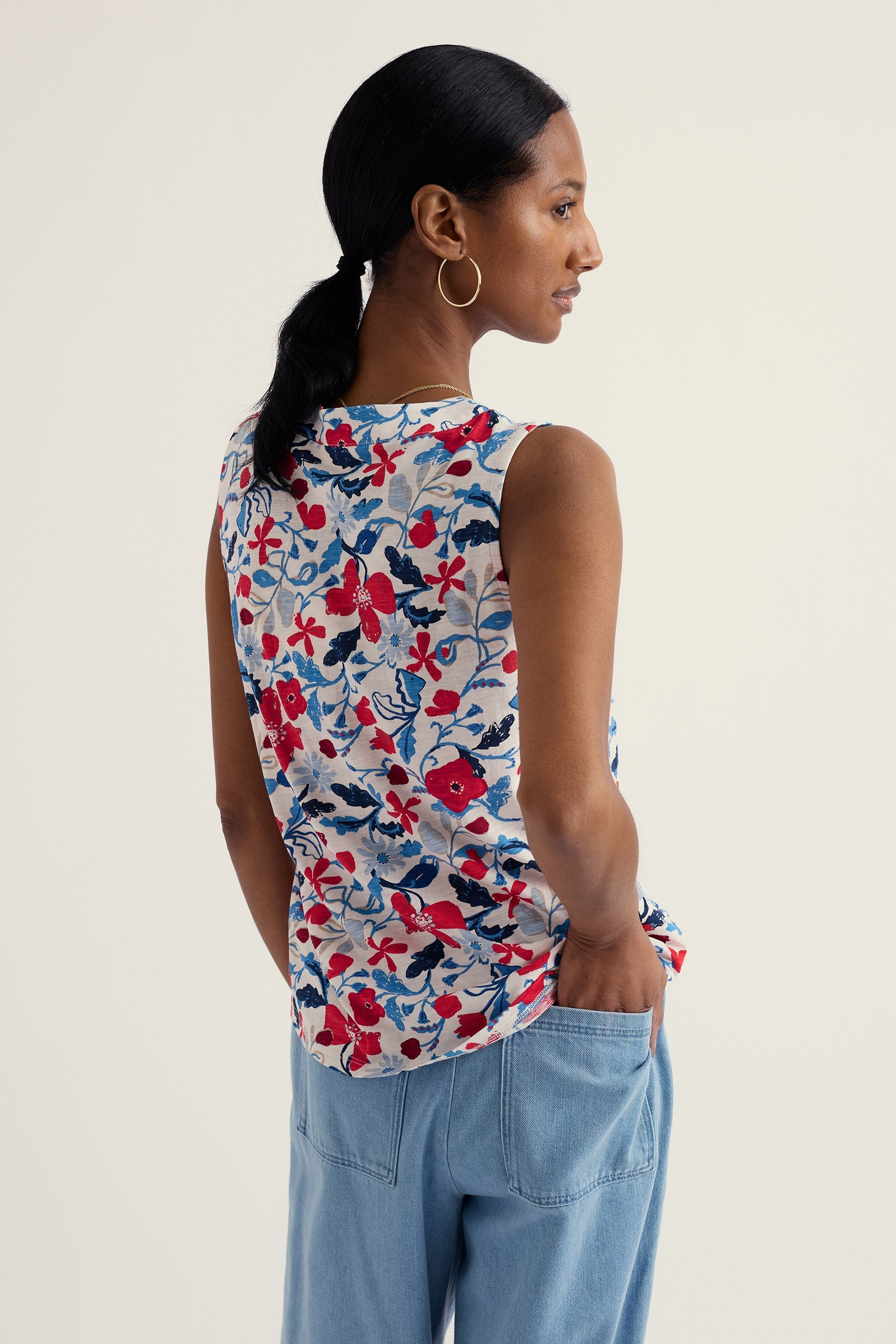 Seasalt Achilla Floral Jersey Vest - Winding Meadow Chalk