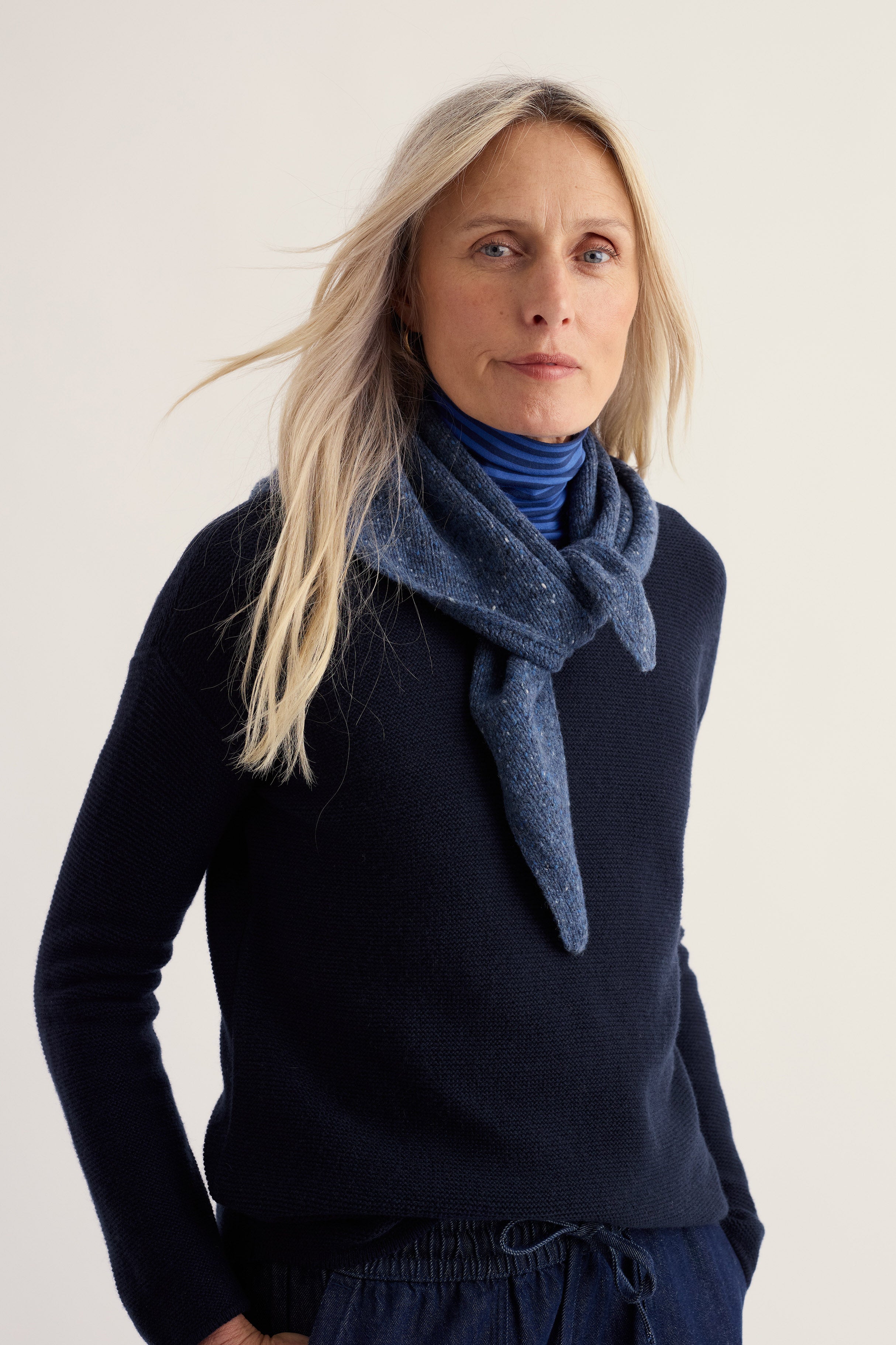 Seasalt Wild Bilberry Knitted Triangle Scarf - Squall B-AC38244_16547_OS