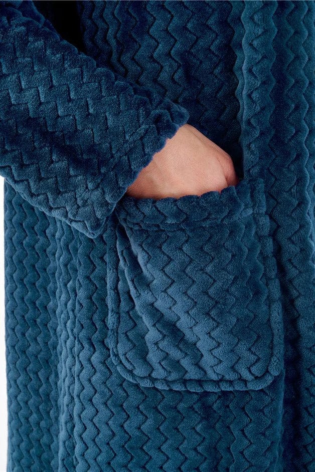 Slenderella Zig Zag Pattern 46 Inch Button Through Housecoat - Teal