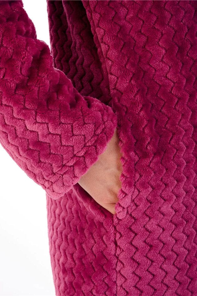 Slenderella Zig Zag Pattern 50 Inch Zip Through Housecoat - Raspberry