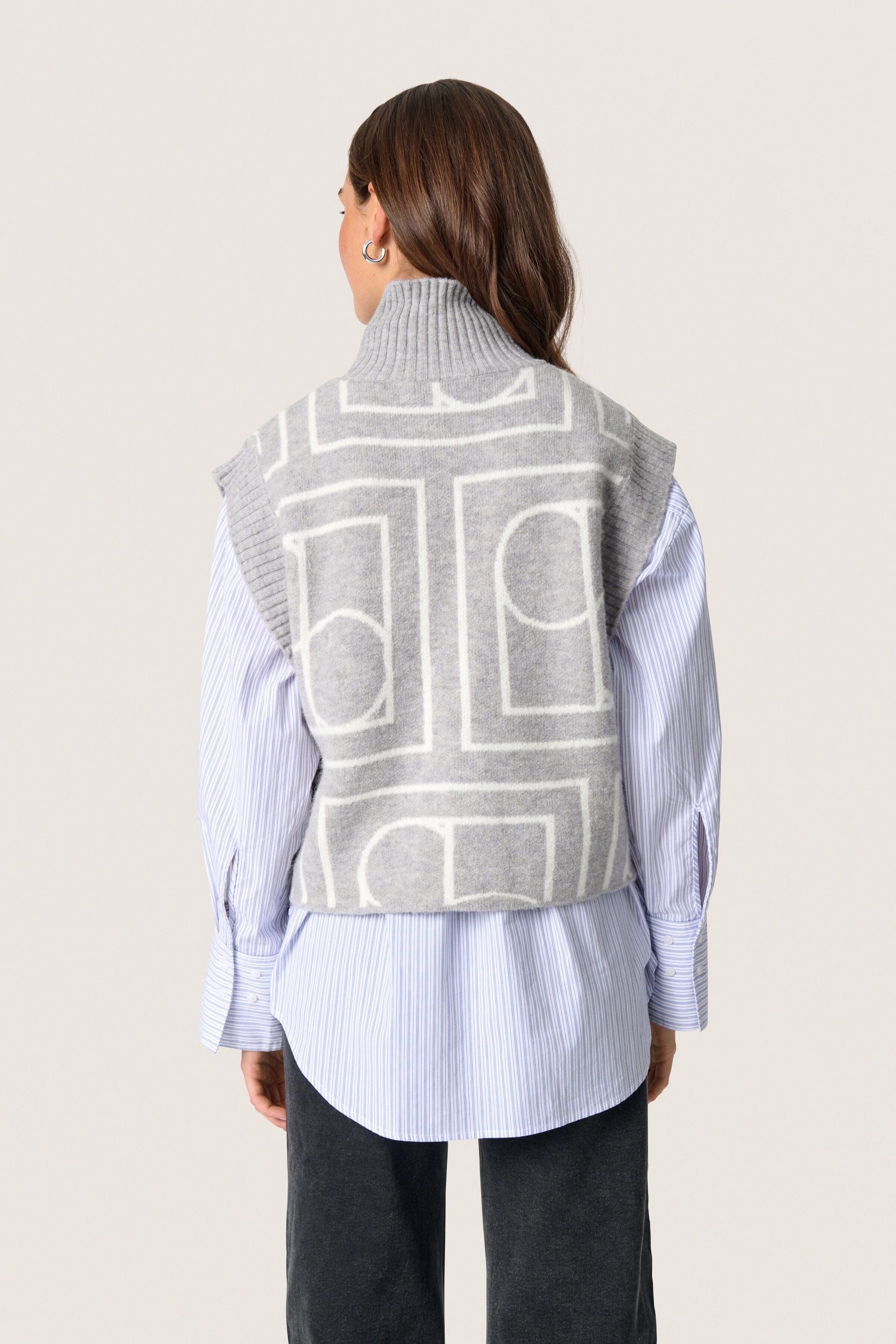 Soaked in Luxury Hedaya Logo Print Sleeveless Jumper - Porpoise Monogram