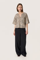 Soaked in Luxury Jalina Blouse - Leopard Print