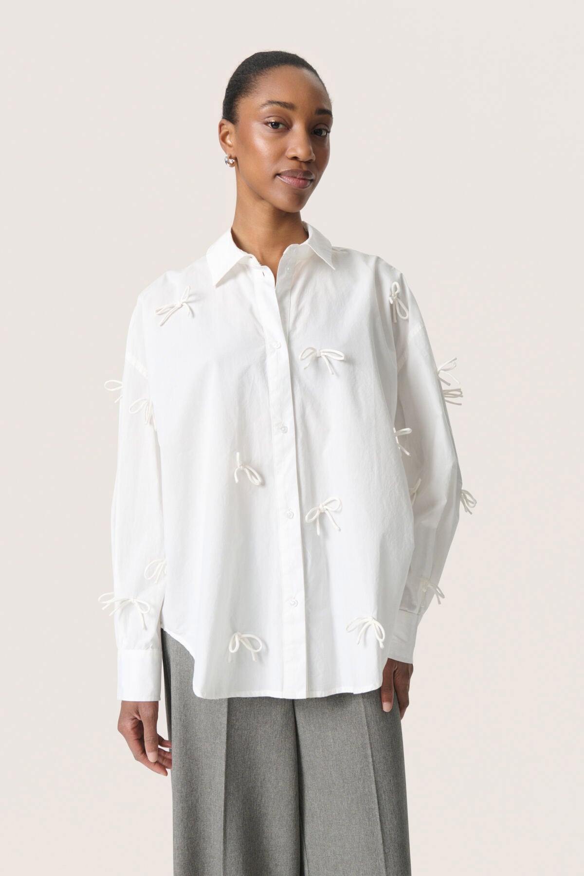 Soaked in Luxury Joa Bow Embellished Shirt - Broken White