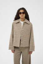 Soaked in Luxury Oleia Short Jacket - Fossil/White Twill