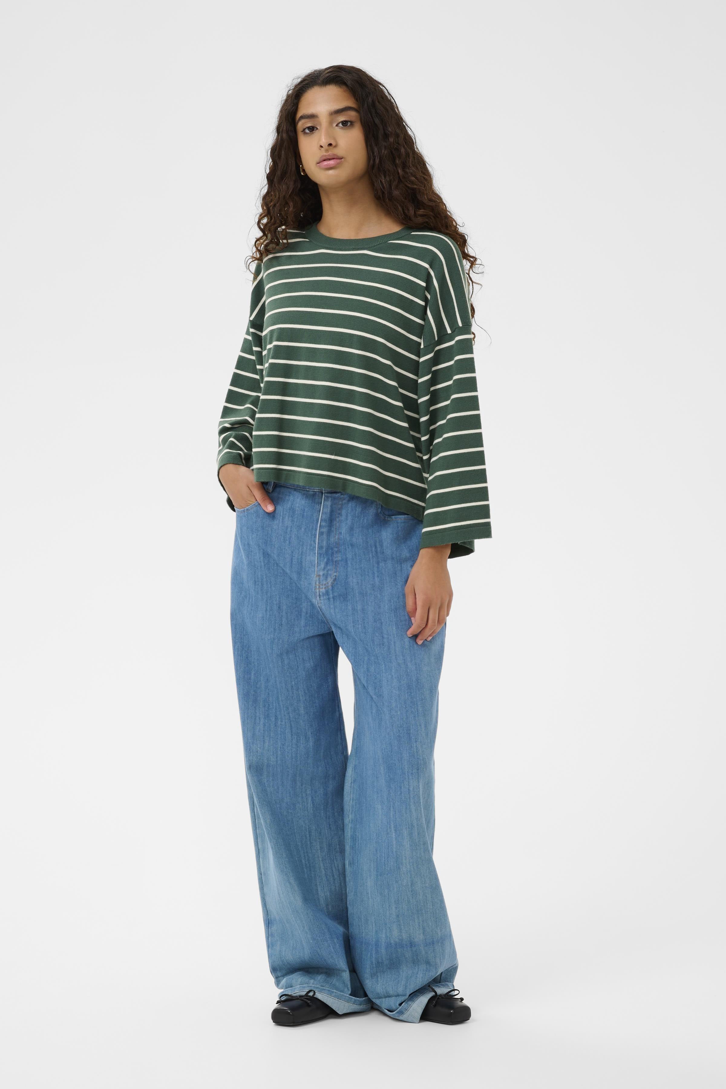 Soaked in Luxury Spina Stripe Boxy Pullover Cropped - Trekking Green/White