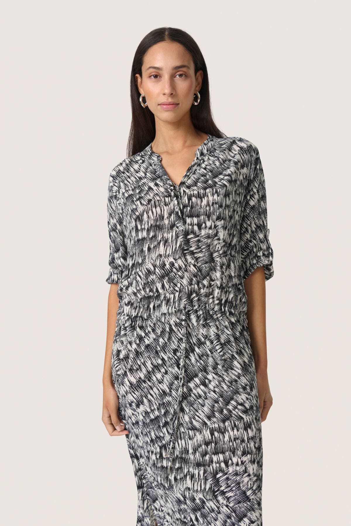 Soaked in Luxury Zaya Printed Midi Dress - Black Stroke Print