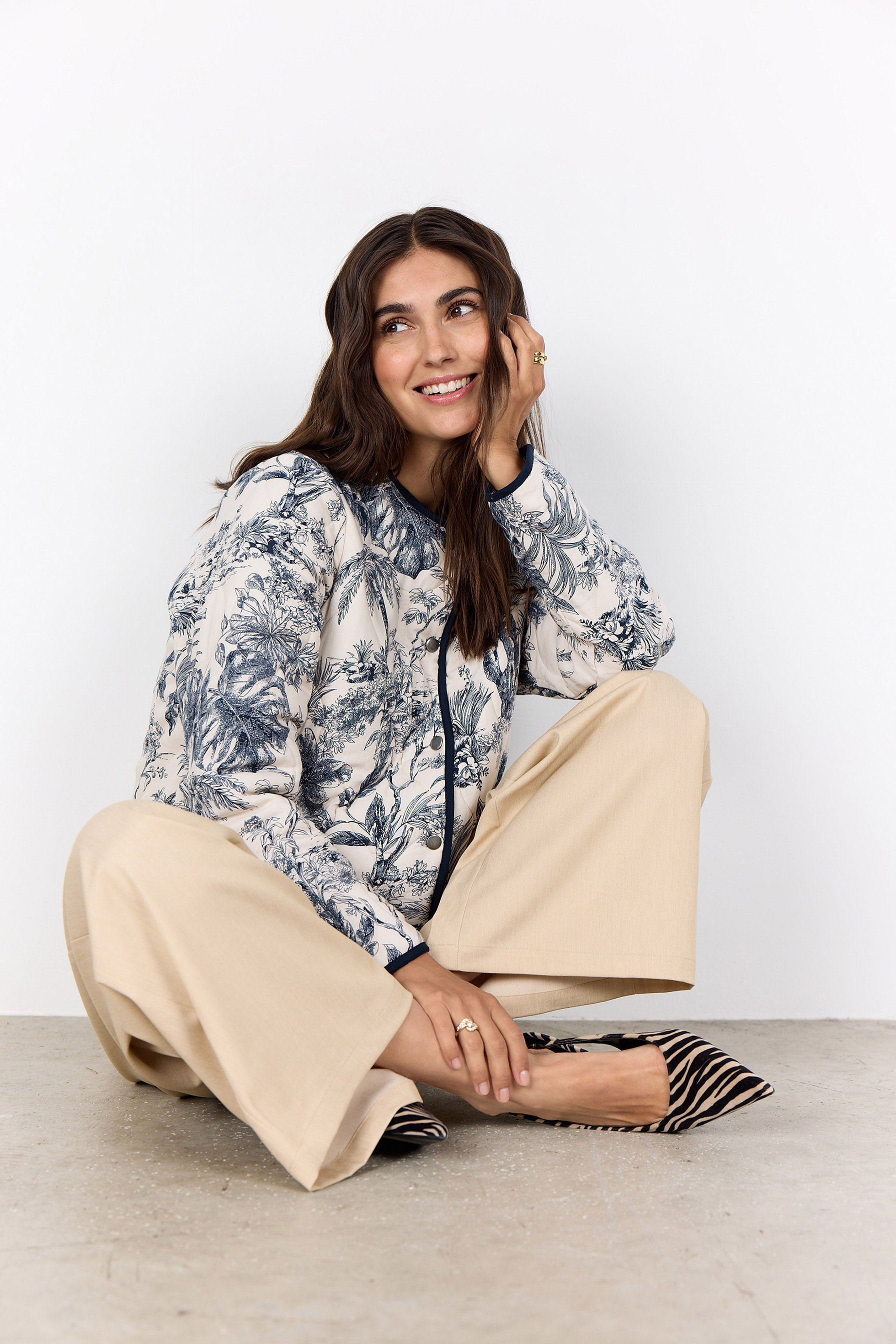 Soya Concept Carli Botanical Print Quilted Jacket - Navy Combi