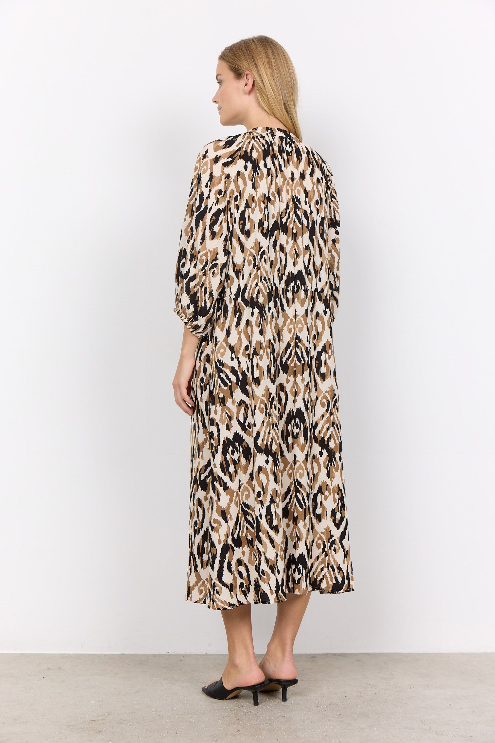 Soya Concept Fang Printed Midi Dress - Desert Brown Combi