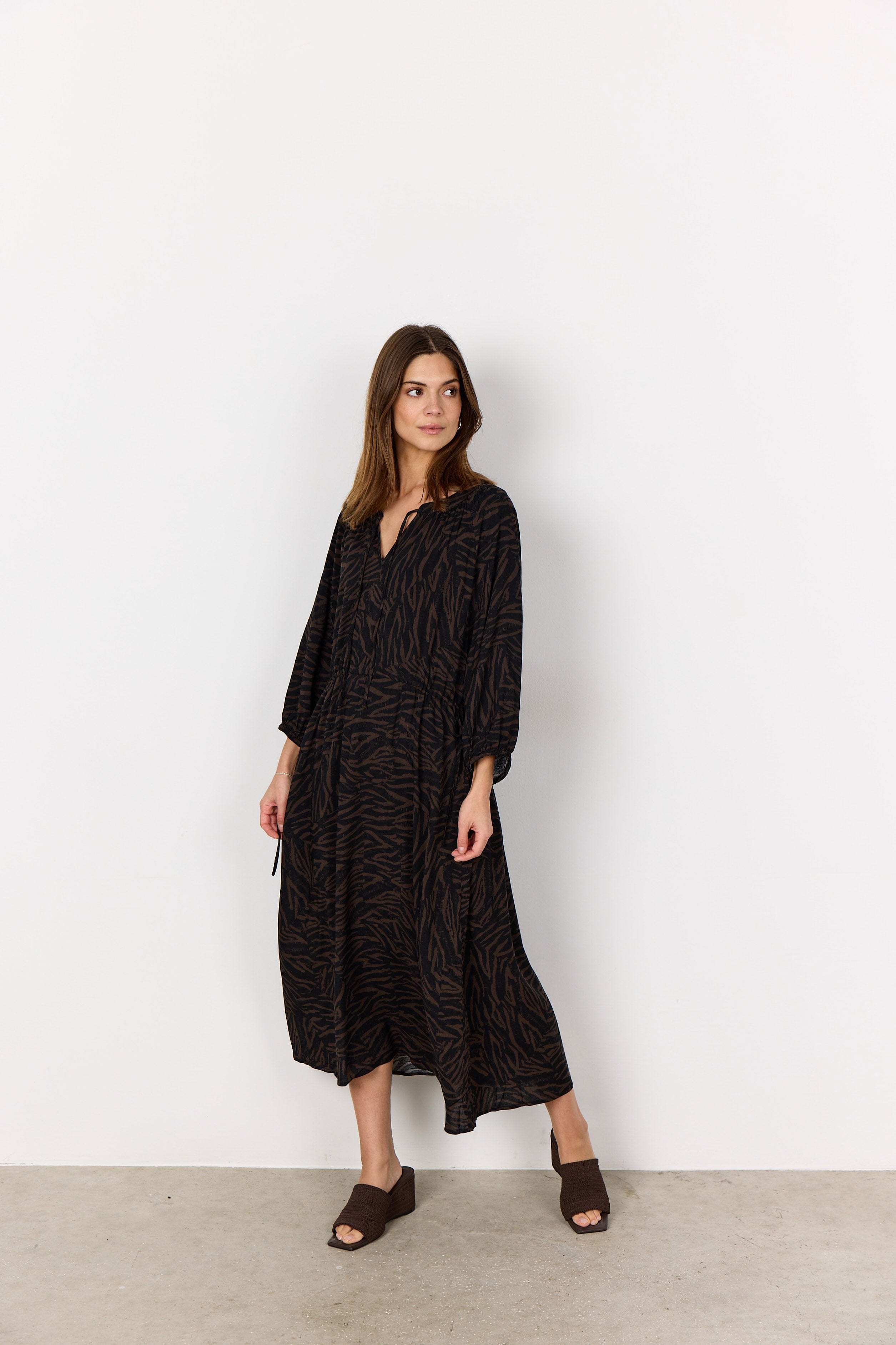 Soya Concept Sade Tie Neck Midi Dress - Hot Fudge Combi