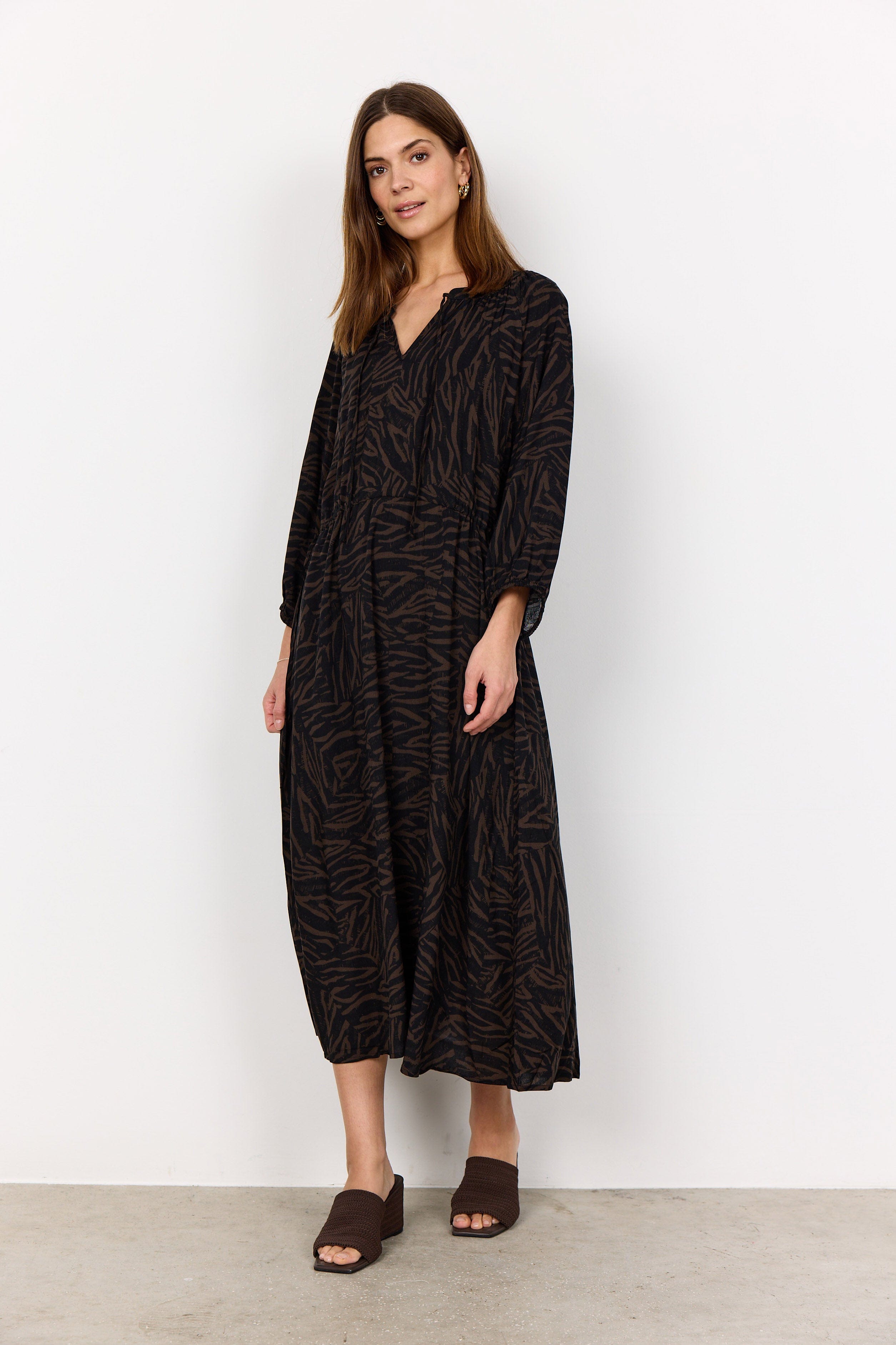 Soya Concept Sade Tie Neck Midi Dress - Hot Fudge Combi