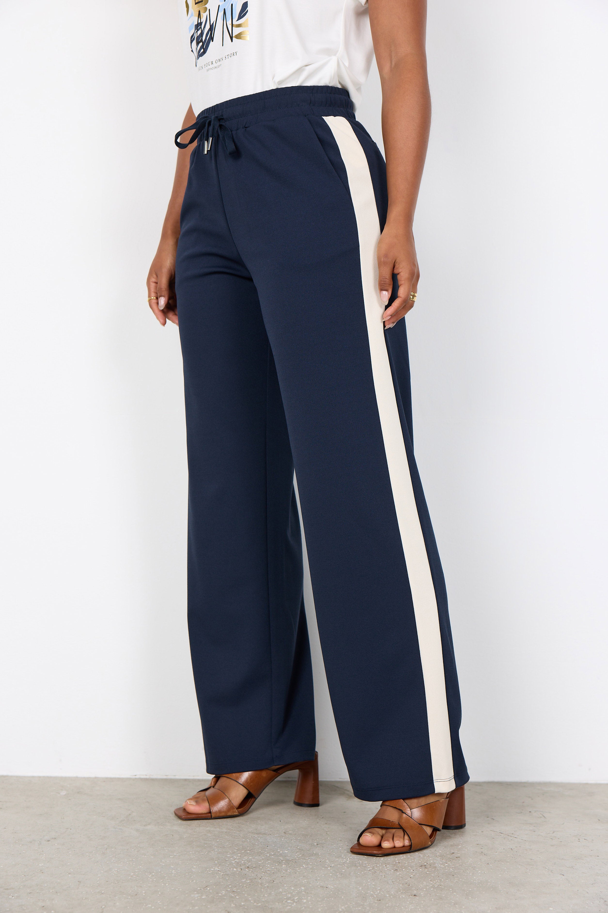 Soya Concept Siham Contrast Elasticated Waist Straight Leg - Navy Combi