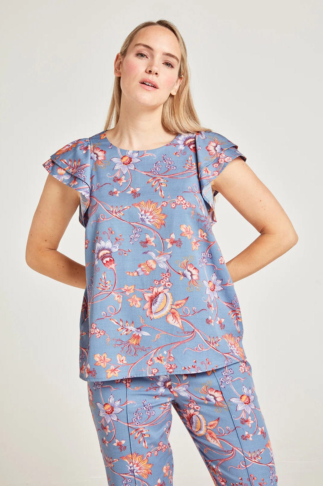 Thought Meadow Frill Sleeve Tencel Top - Lavender Blue