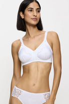 Triumph Doreen + Cotton Non-Wired Bra - White