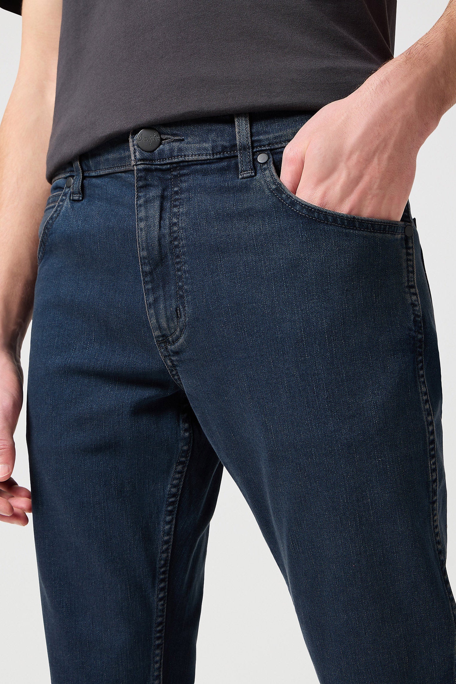 Wrangler Greensboro Stretch Jeans - Iron Blue