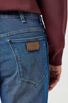 Wrangler River Cotton Stretch Regular Tapered Jeans - Sundown Blue