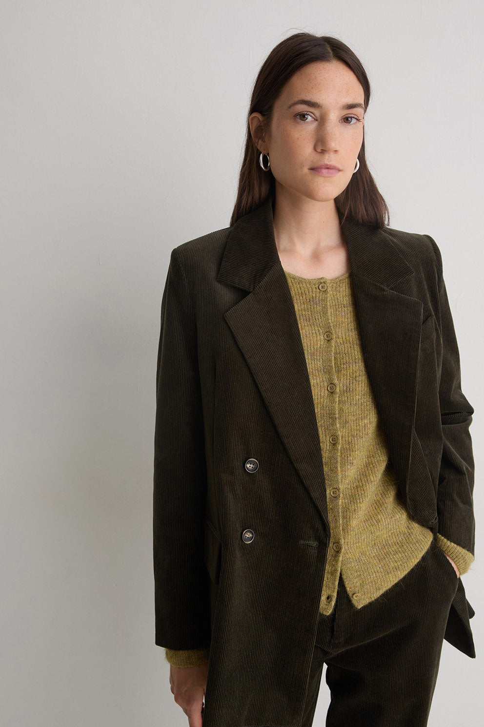 Yerse Cord Double-Breasted Straight Blazer - Olive