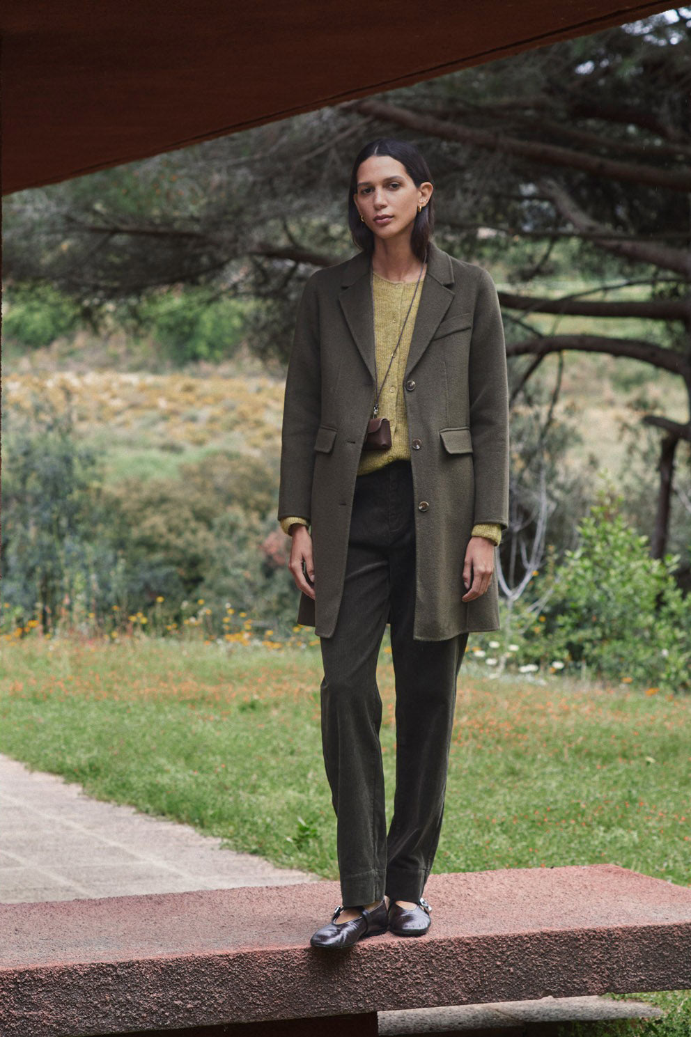 Yerse Cord Straight Trousers - Olive