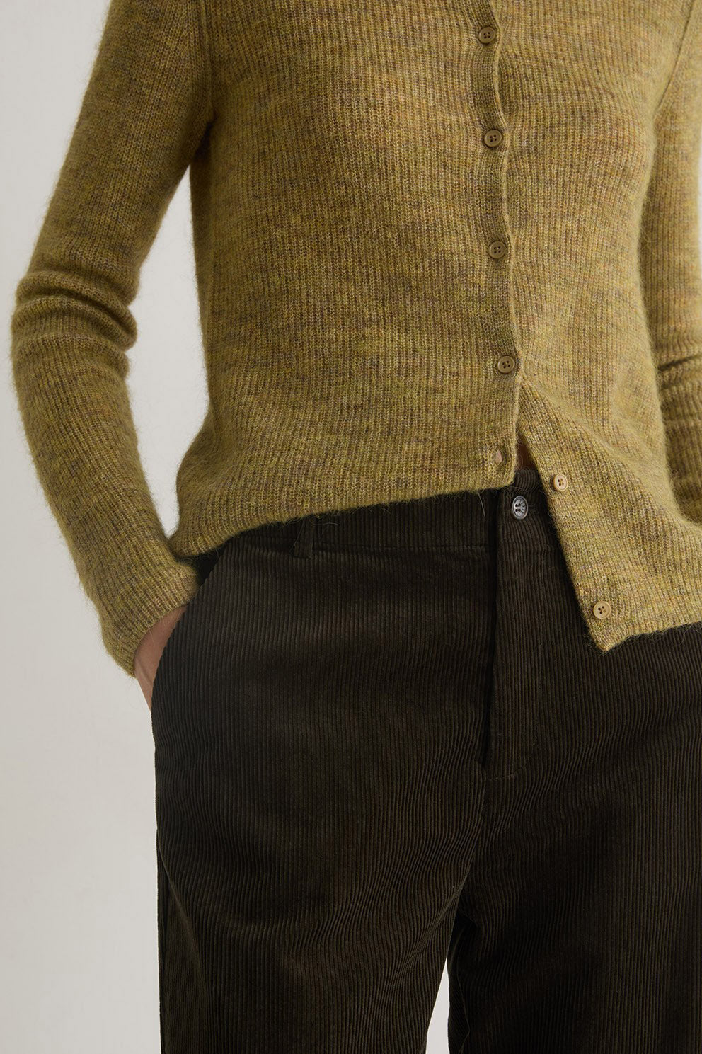 Yerse Cord Straight Trousers - Olive